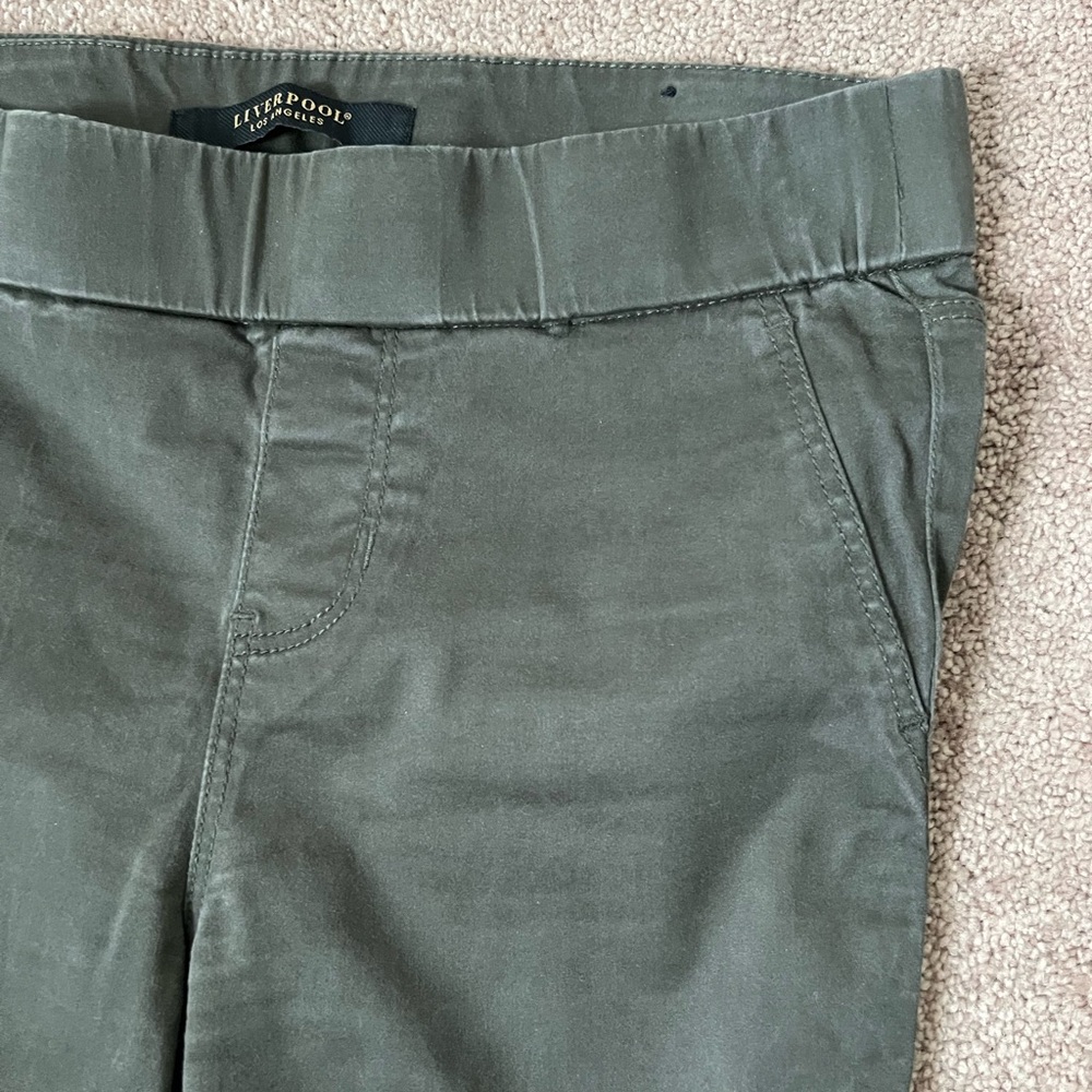 Liverpool olive green skinny pants